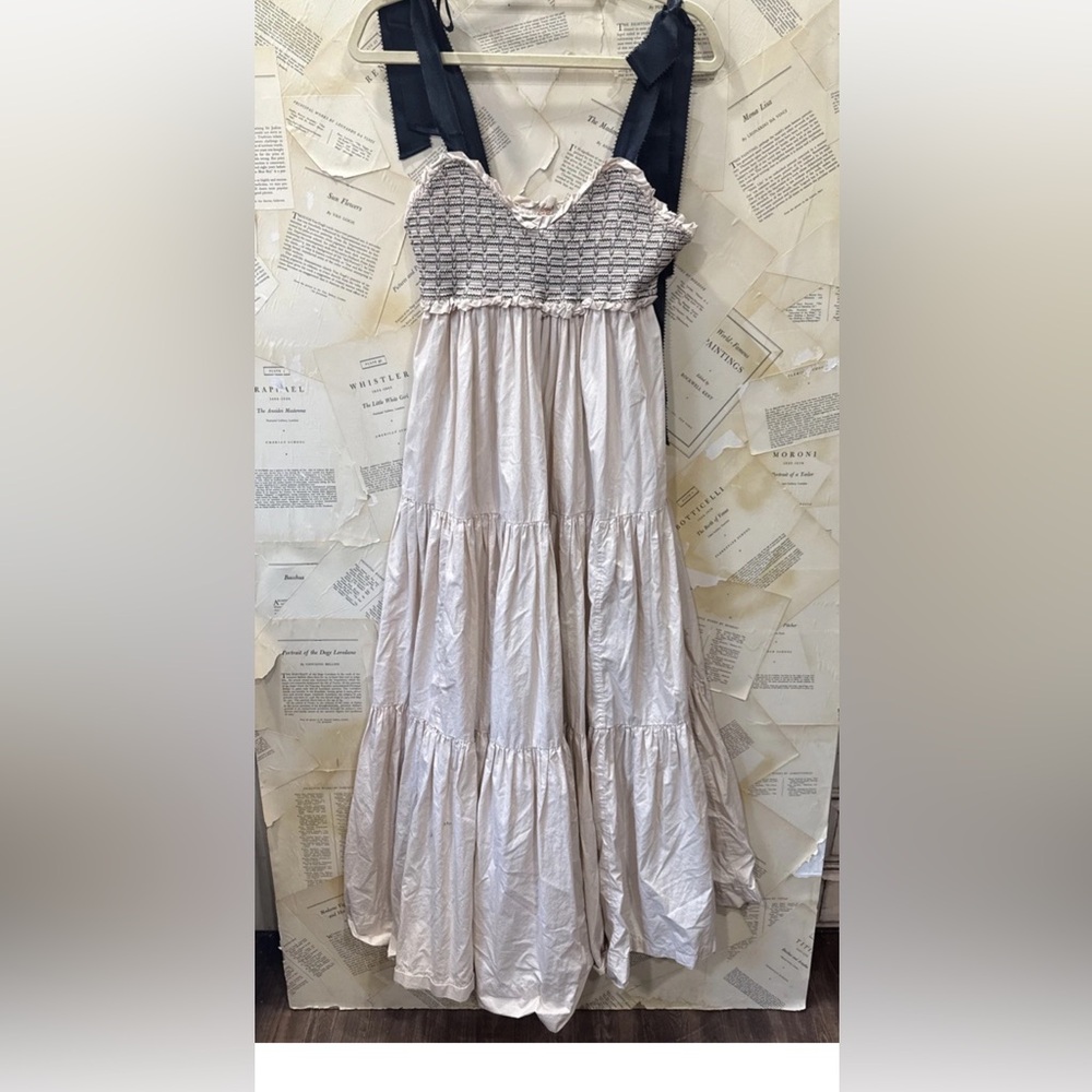 Free People Bluebell Maxi Dress Tiered Floral Smocked Top Tan Navy Combo - Picture 5 of 6